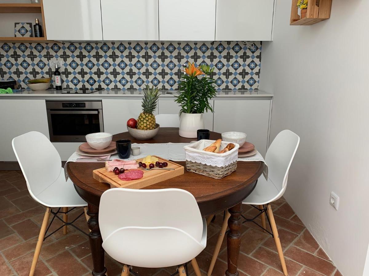 Stylish Townhouse With Gallery In The Heart Of Tavira For Two Exterior photo